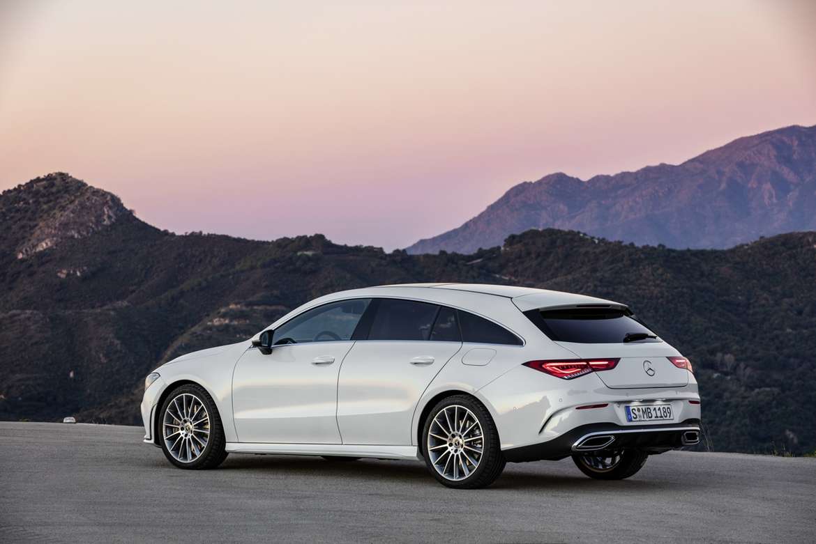 Mercedes представил второе поколение CLA Shooting Brake