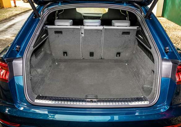 Тест-драйв Audi Q8: слагаемые успеха