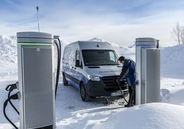 Mercedes-Benz eSprinter прошел зимний тест на выносливость