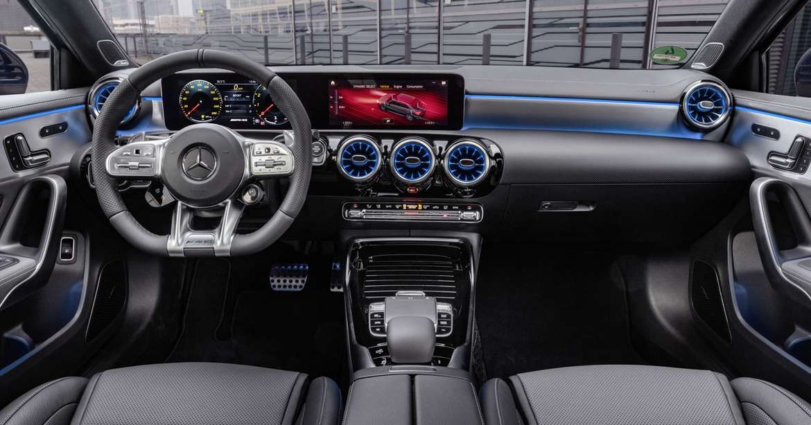 Mercedes-AMG выпустил заряженный A-Class Sedan