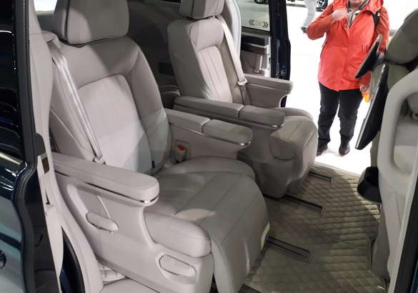 Петербургский международный автосалон 2019: три с половиной бренда и фантастические планы китайцев