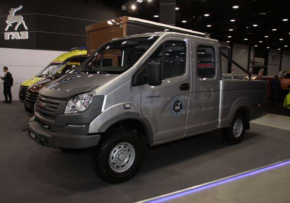 Петербургский международный автосалон 2019: три с половиной бренда и фантастические планы китайцев