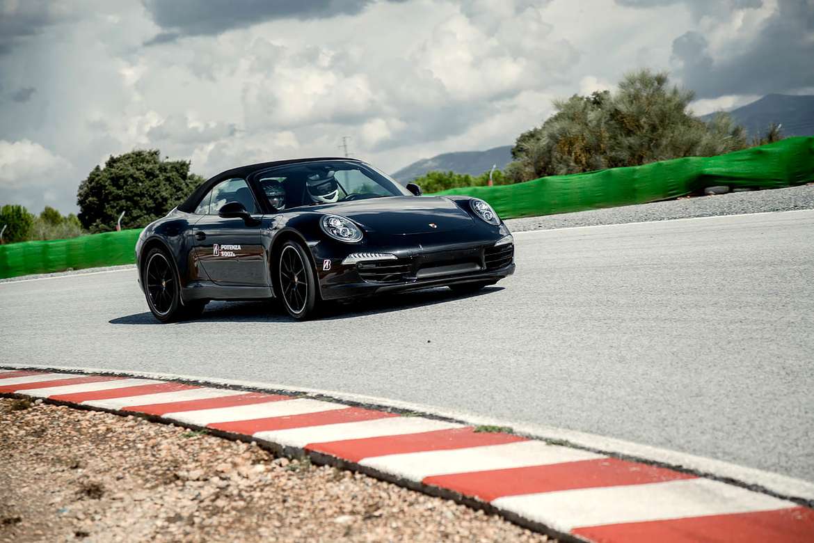 Тест шин Bridgestone Potenza S007А и Bridgestone Turanza T005: от GT до суперкаров