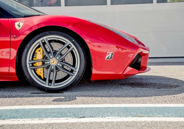 Тест шин Bridgestone Potenza S007А и Bridgestone Turanza T005: от GT до суперкаров