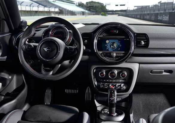 Mini представил «заряженные» версии Clubman и Countryman