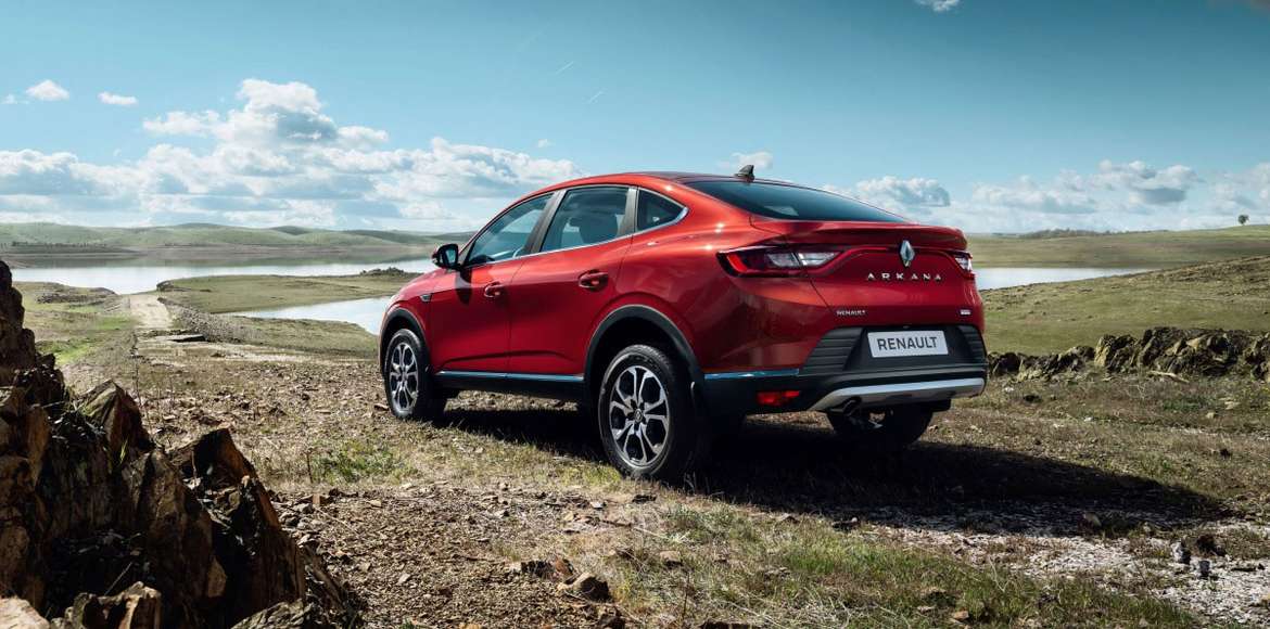 В Renault назвали сроки начала продаж «купе-кроссовера» Arkana