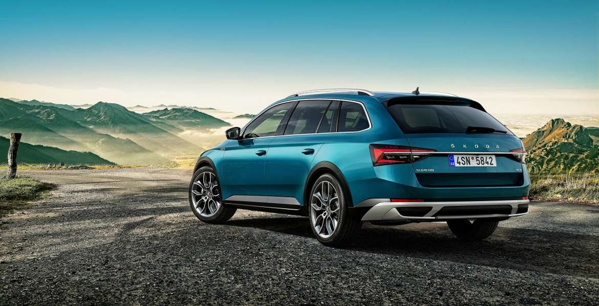 Новая Skoda Superb Combi получит «внедорожную» версию