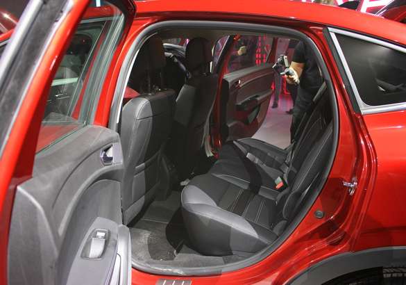 Премьера Renault Arkana: все подробности в живом обзоре новинки