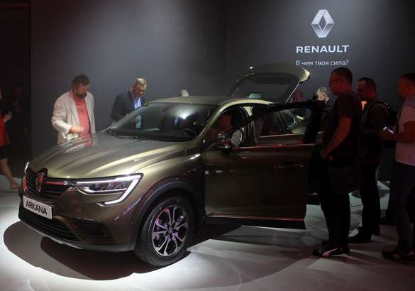 Премьера Renault Arkana: все подробности в живом обзоре новинки