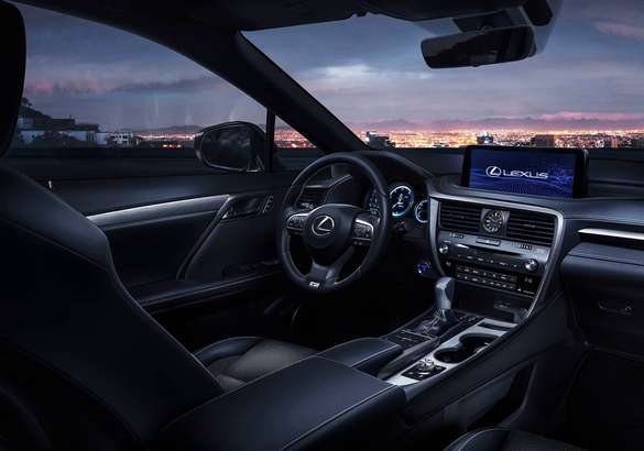 Lexus показал обновленный RX