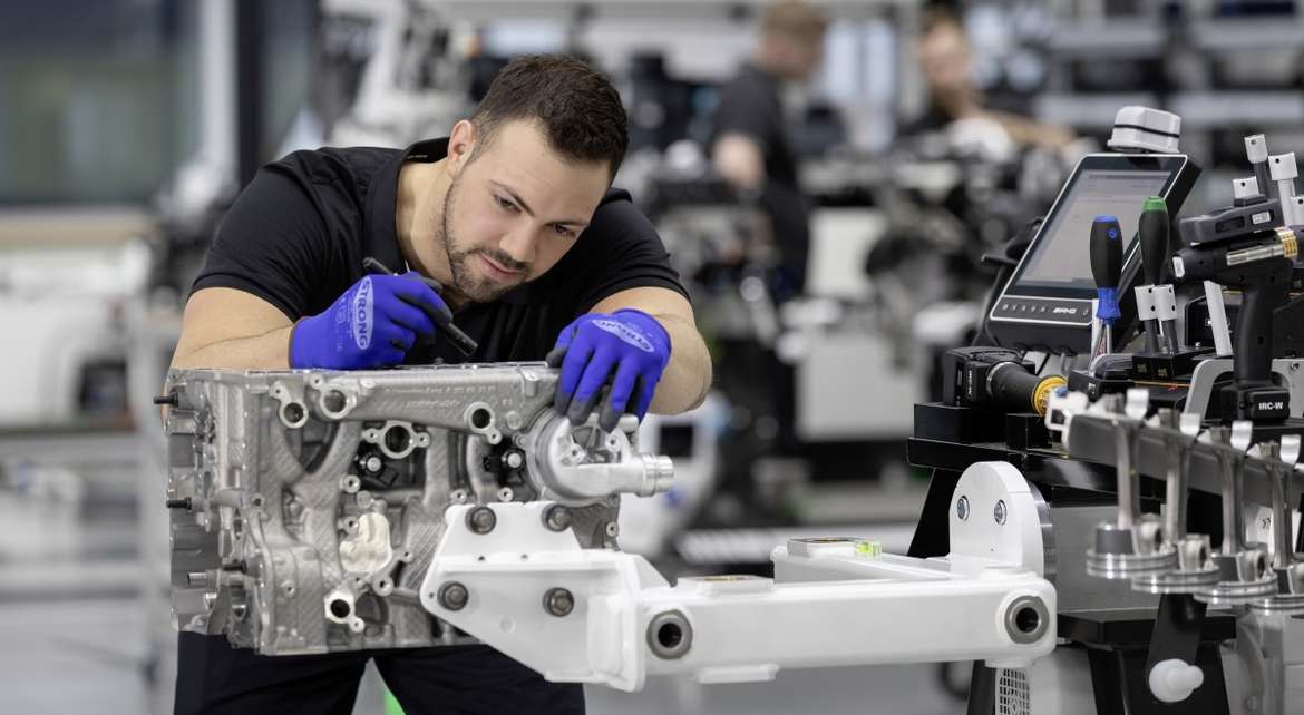 Mercedes-AMG представил турбомотор рекордной мощности