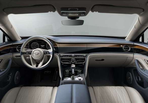 Bentley представил новый Flying Spur