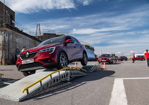 Тест-драйв Renault Arkana: все достоинства и недостатки потенциального бестселлера