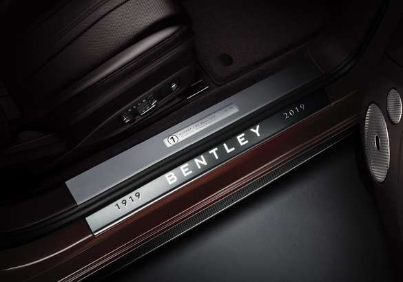Bentley представил спецверсию Continental GT Convertible