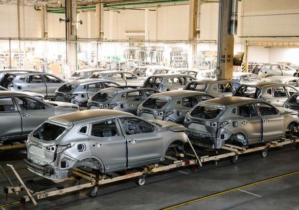 Nissan отмечает десятилетие завода в Петербурге