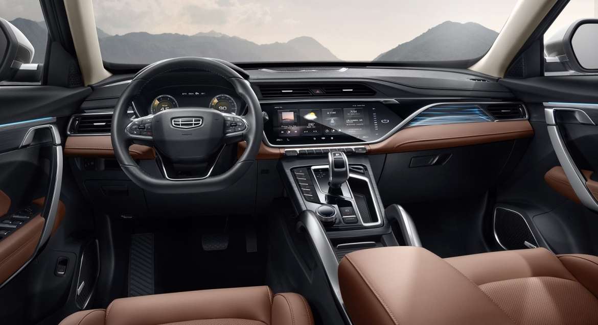 Кроссовер Geely Atlas получил новую версию