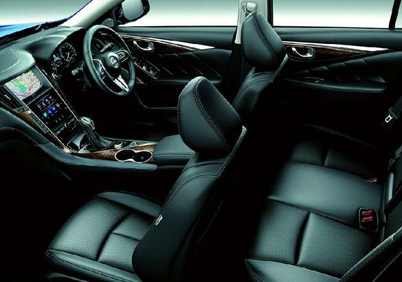 Nissan официально представил обновленный Skyline