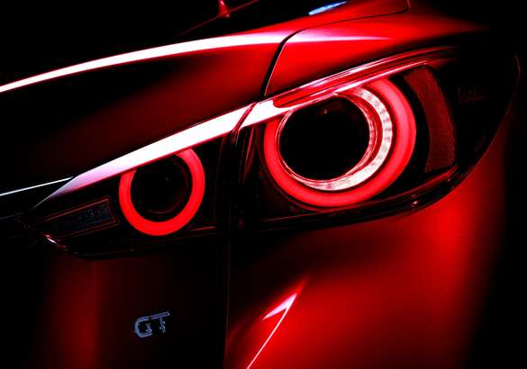 Nissan официально представил обновленный Skyline