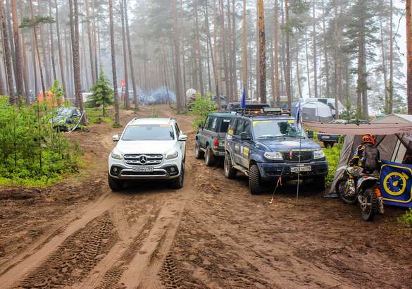 Mercedes-Benz X-Class на «Ладога-Трофи»: тест-драйв гламурного пикапа на трофи-рейде