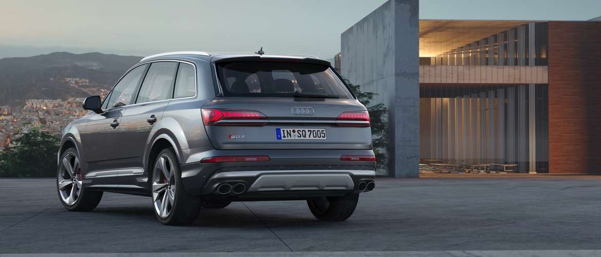 Audi показал обновленный кроссовер SQ7 TDI