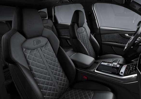 Audi показал обновленный кроссовер SQ7 TDI