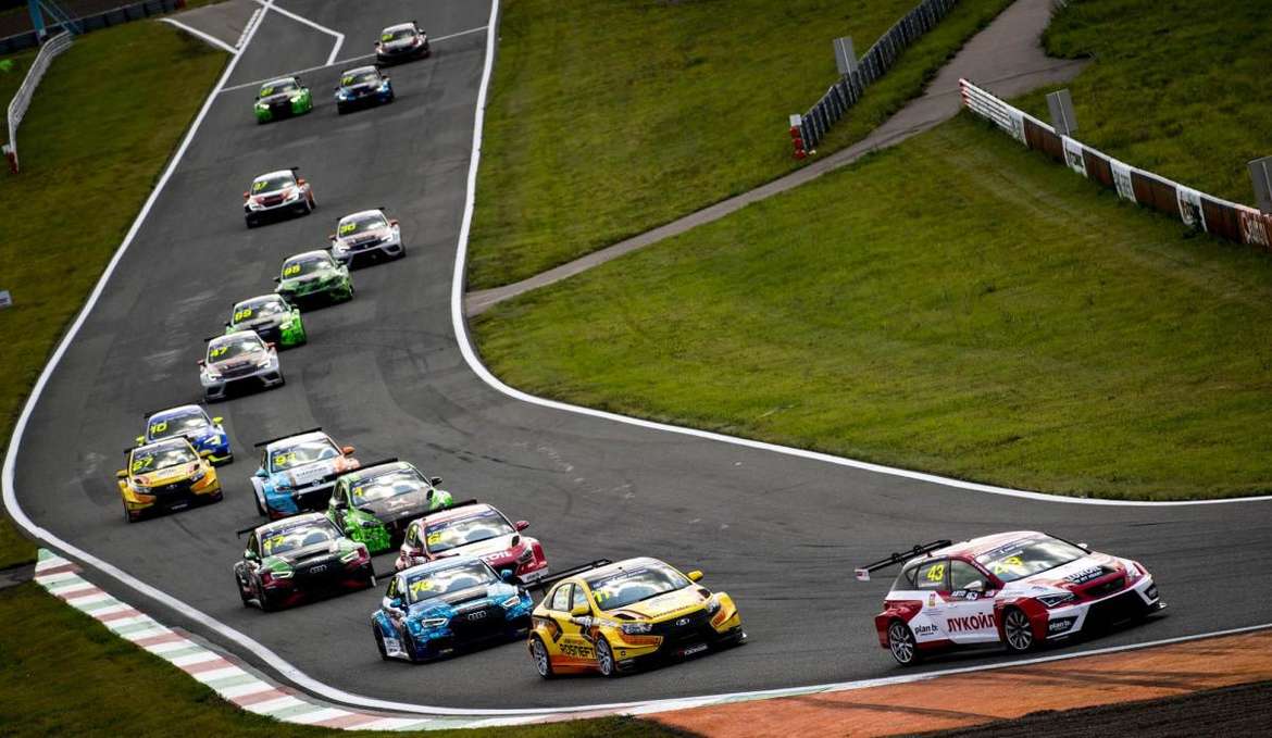 4-й этап РСКГ: «большой шлем» пилота Carville Racing в Казани