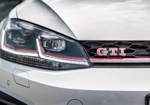 ABT представил «заряженный» Volkswagen Golf GTI TCR