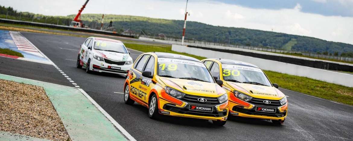 Победа и подиум пилотов Carville Racing на пятом этапе РСКГ
