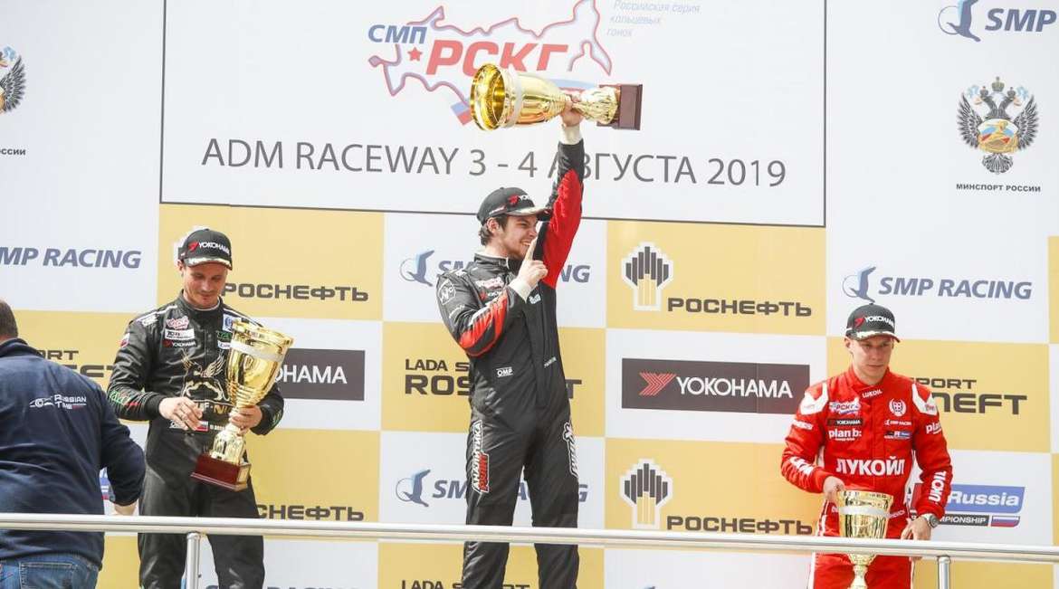 Победа и подиум пилотов Carville Racing на пятом этапе РСКГ