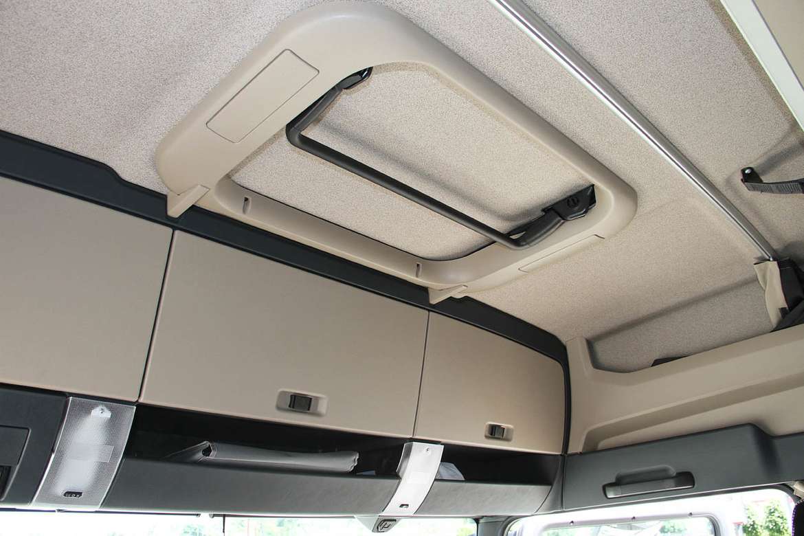 Экспресс-тест тягача MAN TGX XLION и автобуса MAN Lion’s Coach