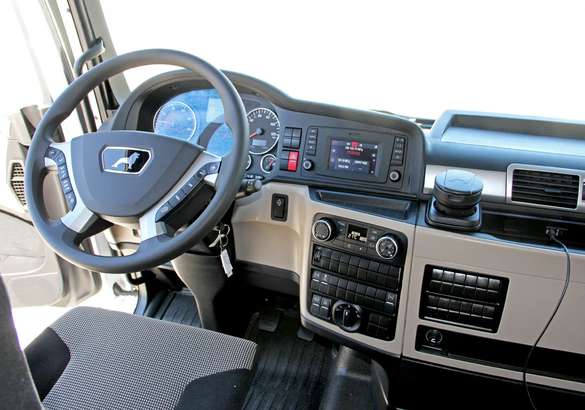 Экспресс-тест тягача MAN TGX XLION и автобуса MAN Lion’s Coach