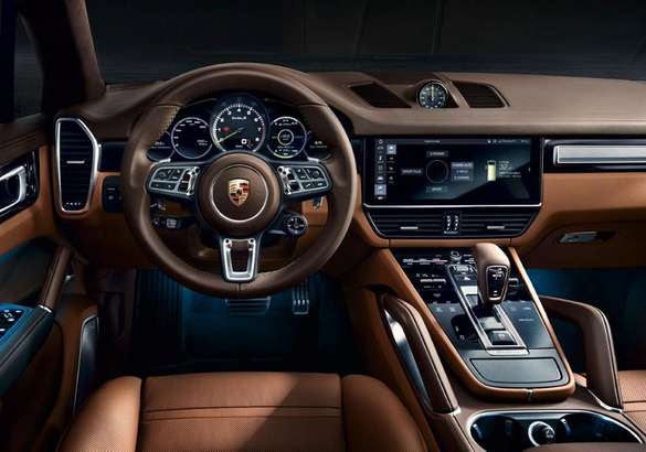 Porsche представил самые мощные гибридные Cayenne и Cayenne Coupe