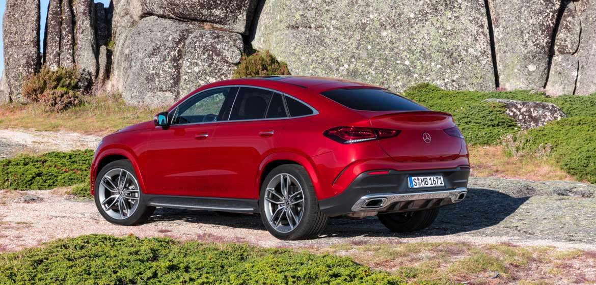 Mercedes показал новый GLE Coupe и AMG-версию модели