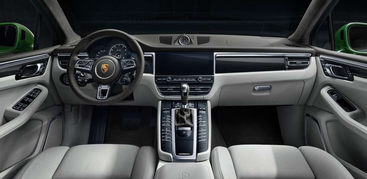Porshe представил обновленный Macan Turbo