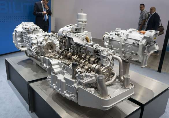 ZF представил на Comtrans 2019 новые разработки для грузовиков