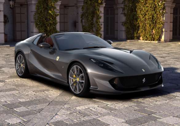 Ferrari представил два супермощных карбиолета