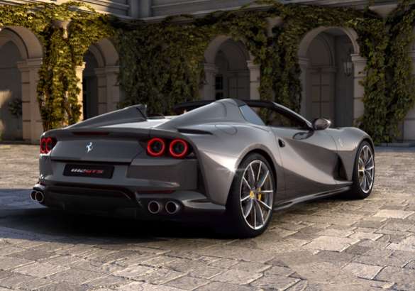 Ferrari представил два супермощных карбиолета