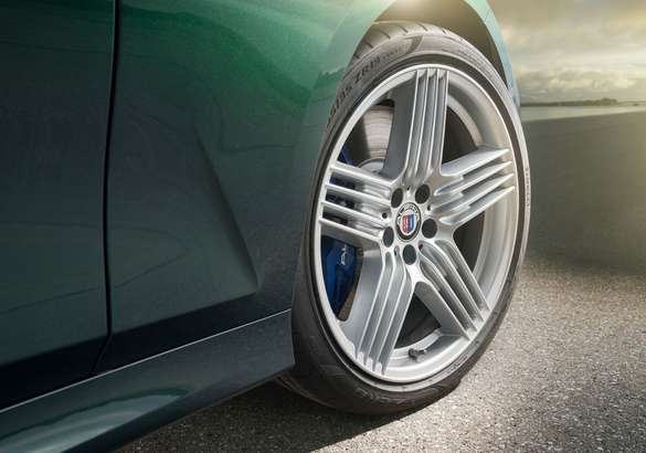 Alpina привезла во Франкфурт новый универсал B3