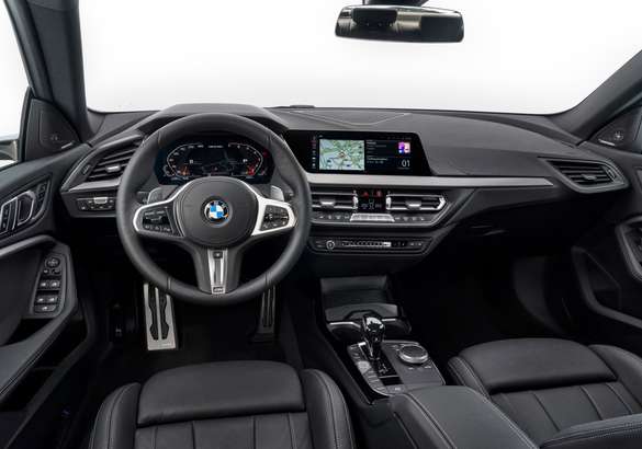 BMW показал четырёхдверное купе 2 серии