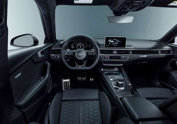 Audi открыл продажи нового RS 5 Sportback
