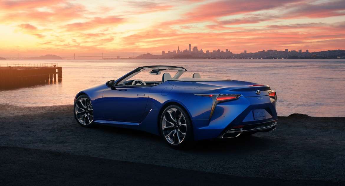 Lexus показал LC 500 кабриолет