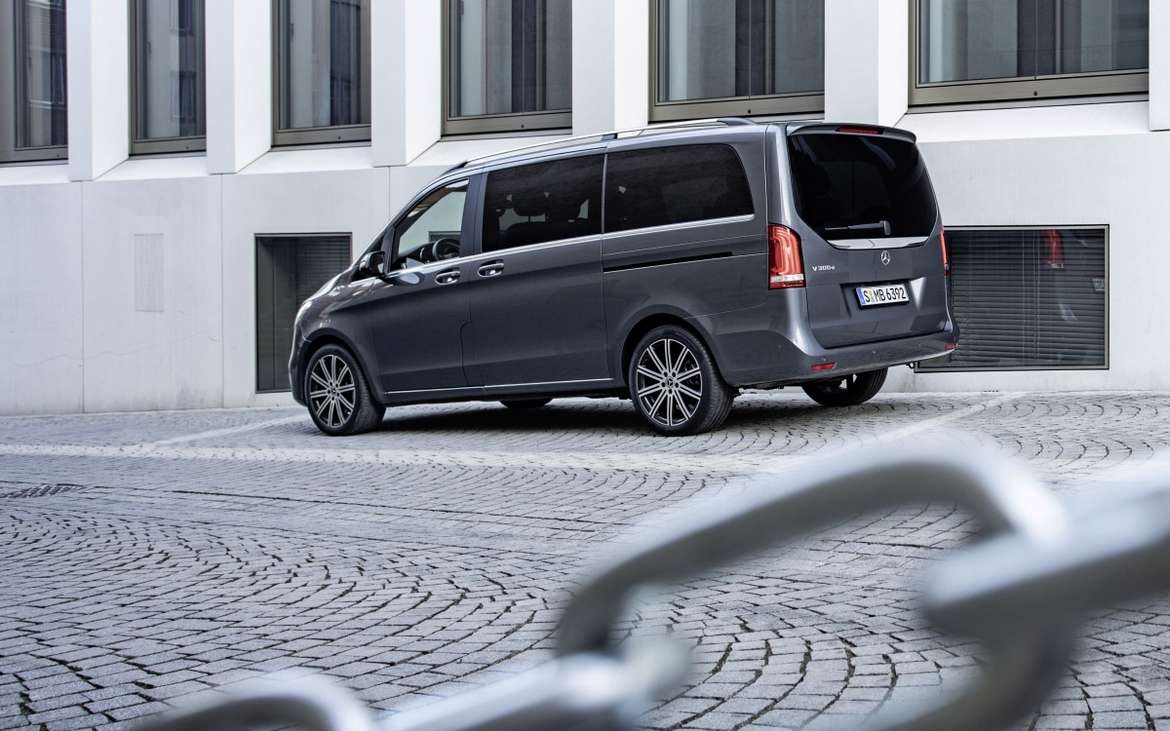 Mercedes-Benz V-Class получит систему MBUX