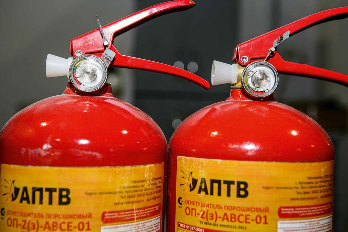 Тест автомобильных огнетушителей: «Фаэкс», «АПТВ», «РИФ», «Ярпожинвест», Airline и «МИГ»