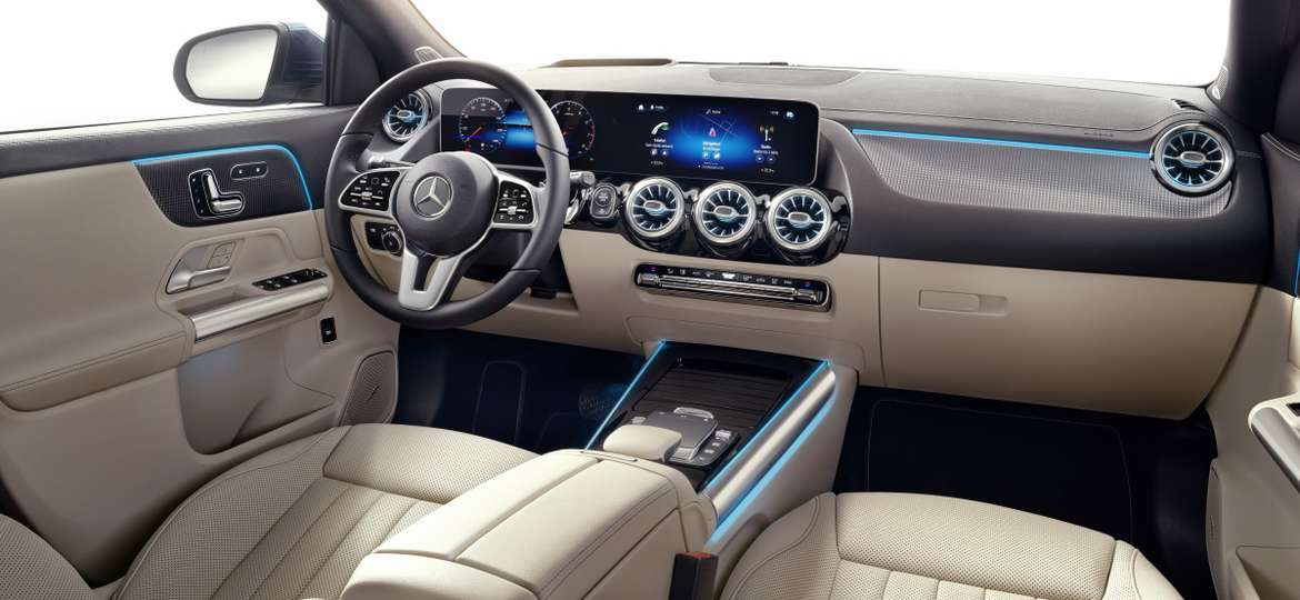 Mecedes представил новый GLA и его AMG-версию