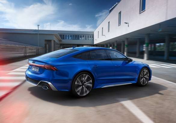 Audi выпустила юбилейный пакет опций для автомобилей линейки RS