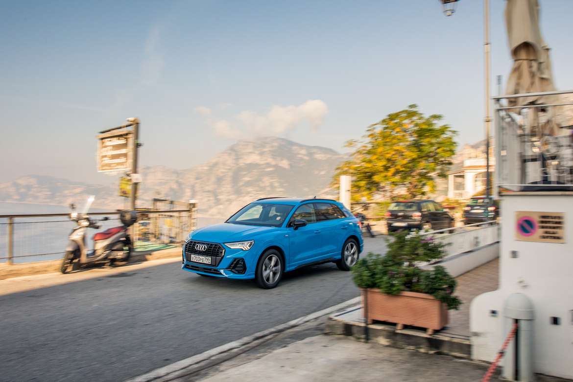 Встречаем новый Audi Q3 35 TFSI: тест-драйв самого доступного кроссовера Ауди