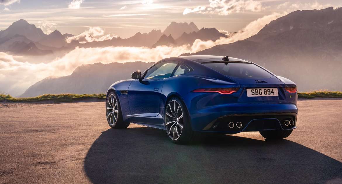 Обновленный Jaguar F-Type получил российский ценник