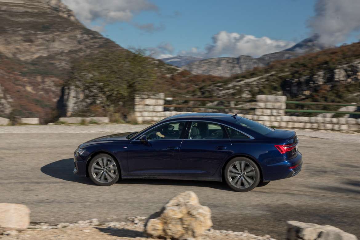 Тест-драйв Audi A6 45 TFSI и Audi A8 60 TFSI: установка на победу