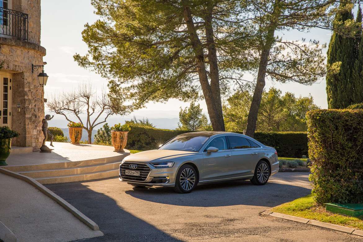 Тест-драйв Audi A6 45 TFSI и Audi A8 60 TFSI: установка на победу