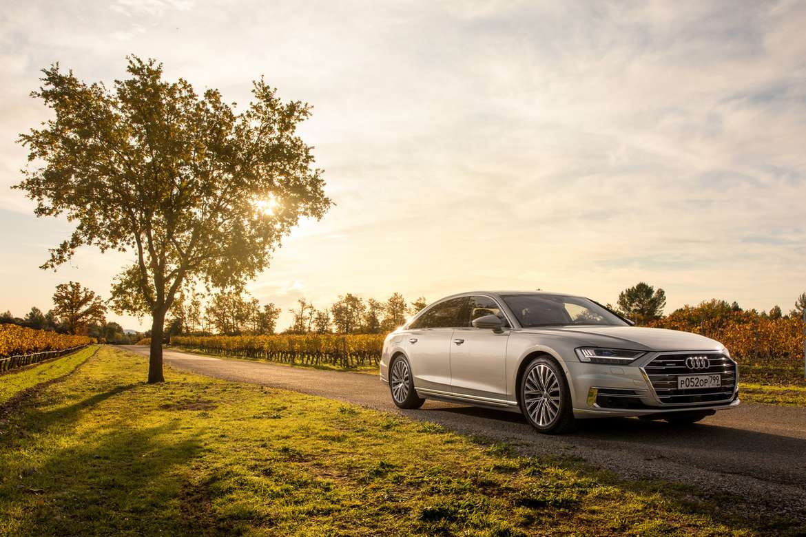 Тест-драйв Audi A6 45 TFSI и Audi A8 60 TFSI: установка на победу